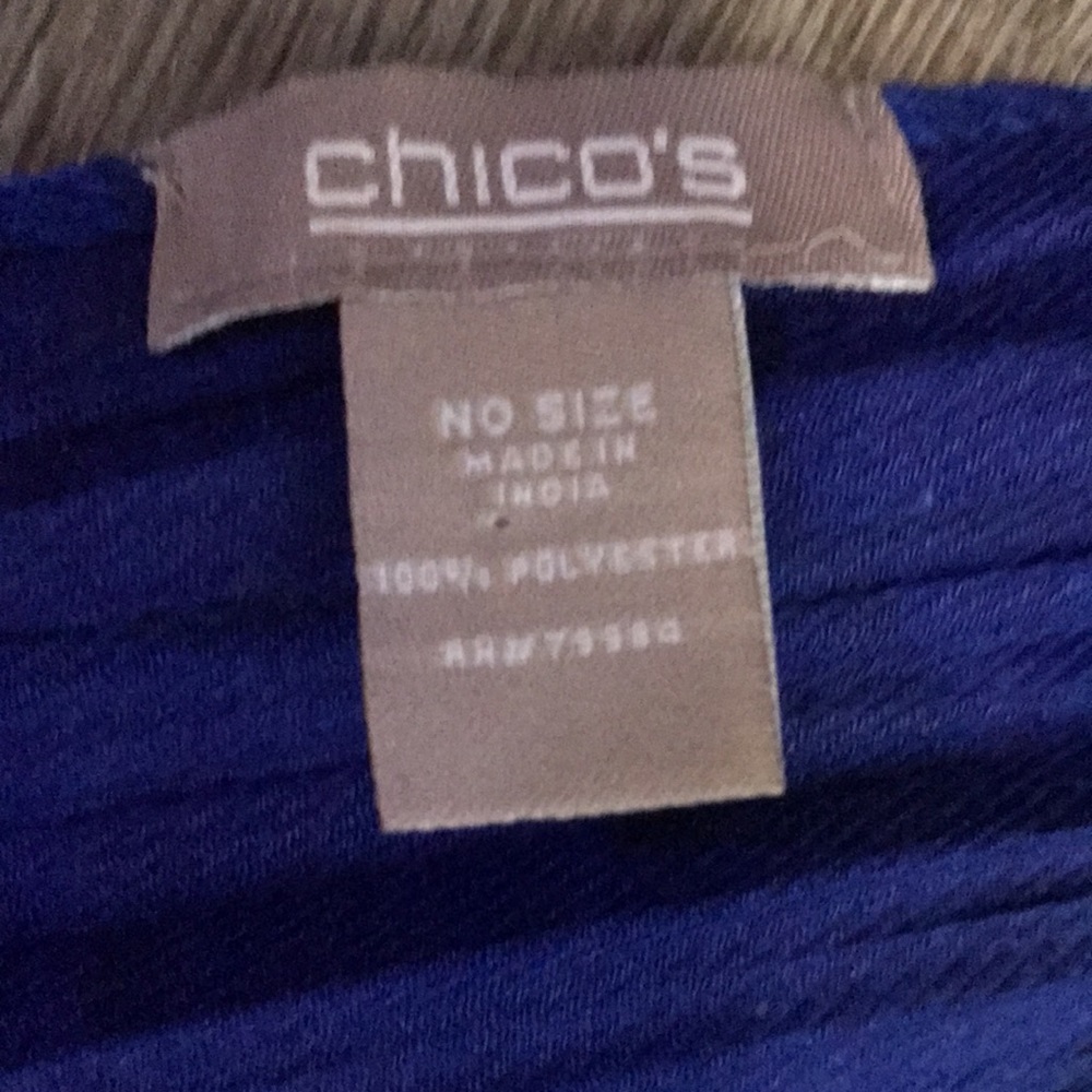 Chico’s fringe scarf - Picture 7 of 8
